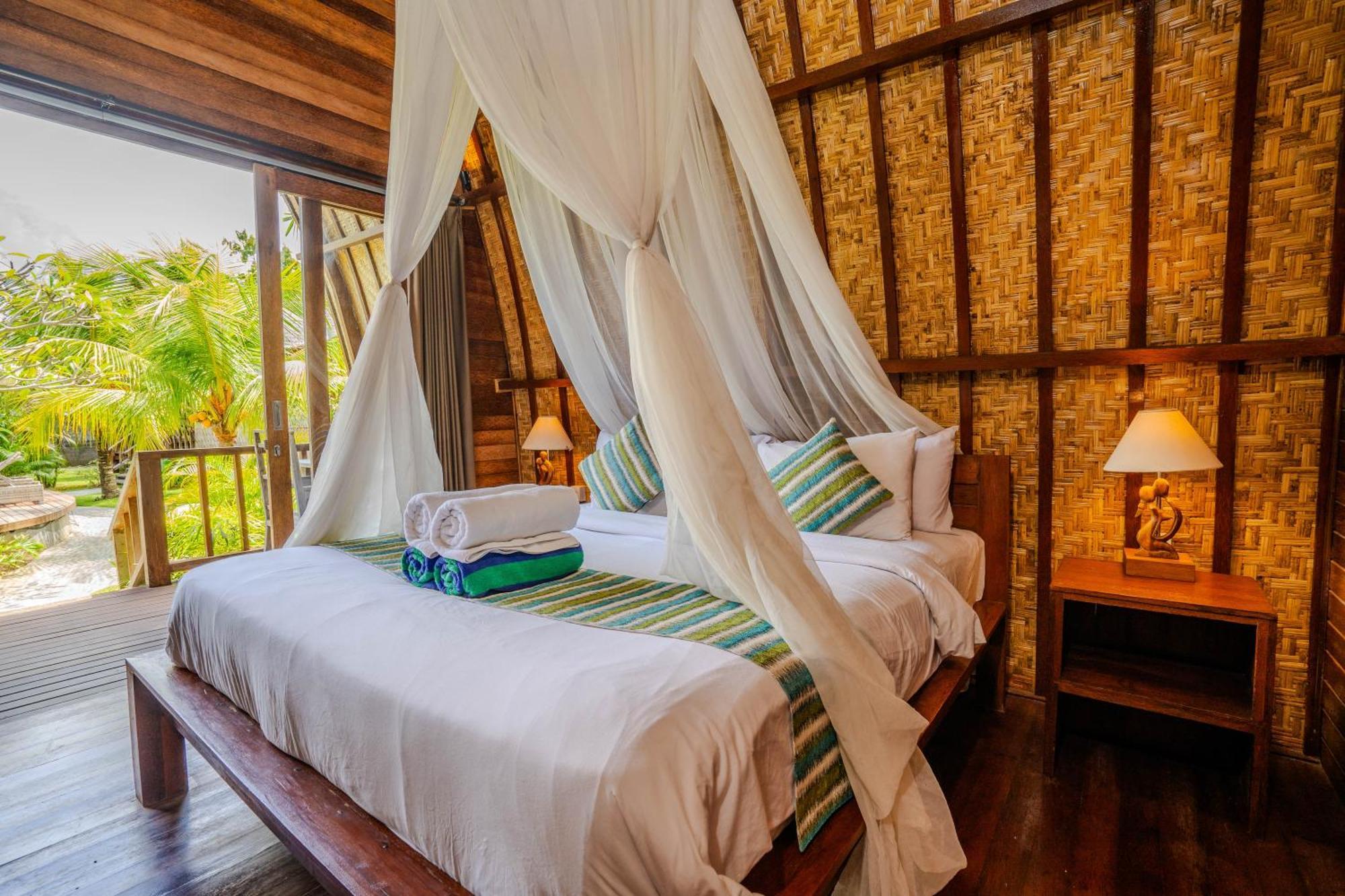 Lumbung Bukit Resort Uluwatu Exterior photo