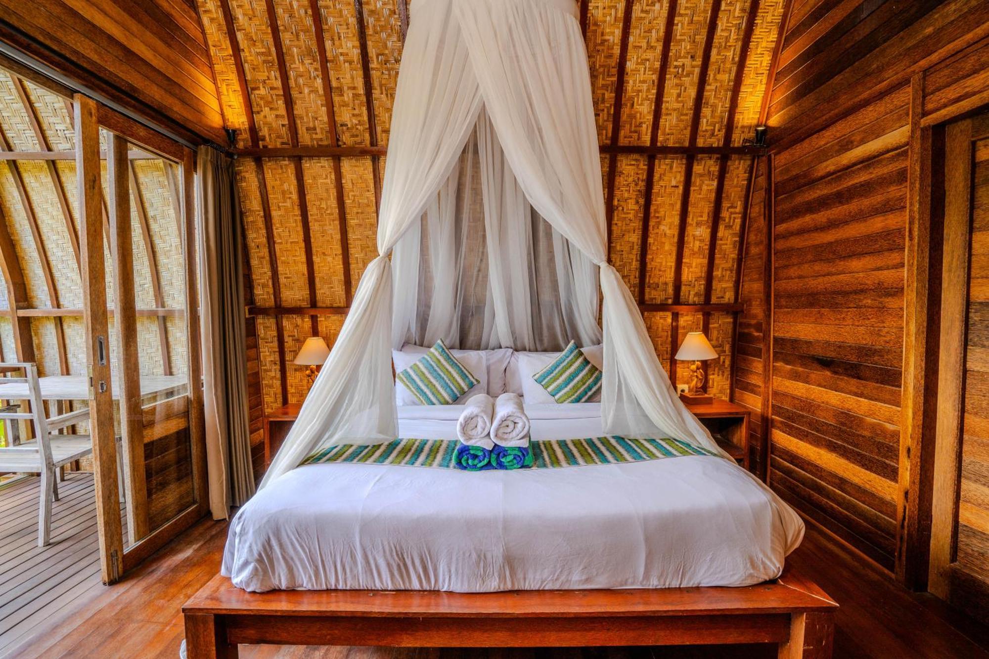 Lumbung Bukit Resort Uluwatu Exterior photo