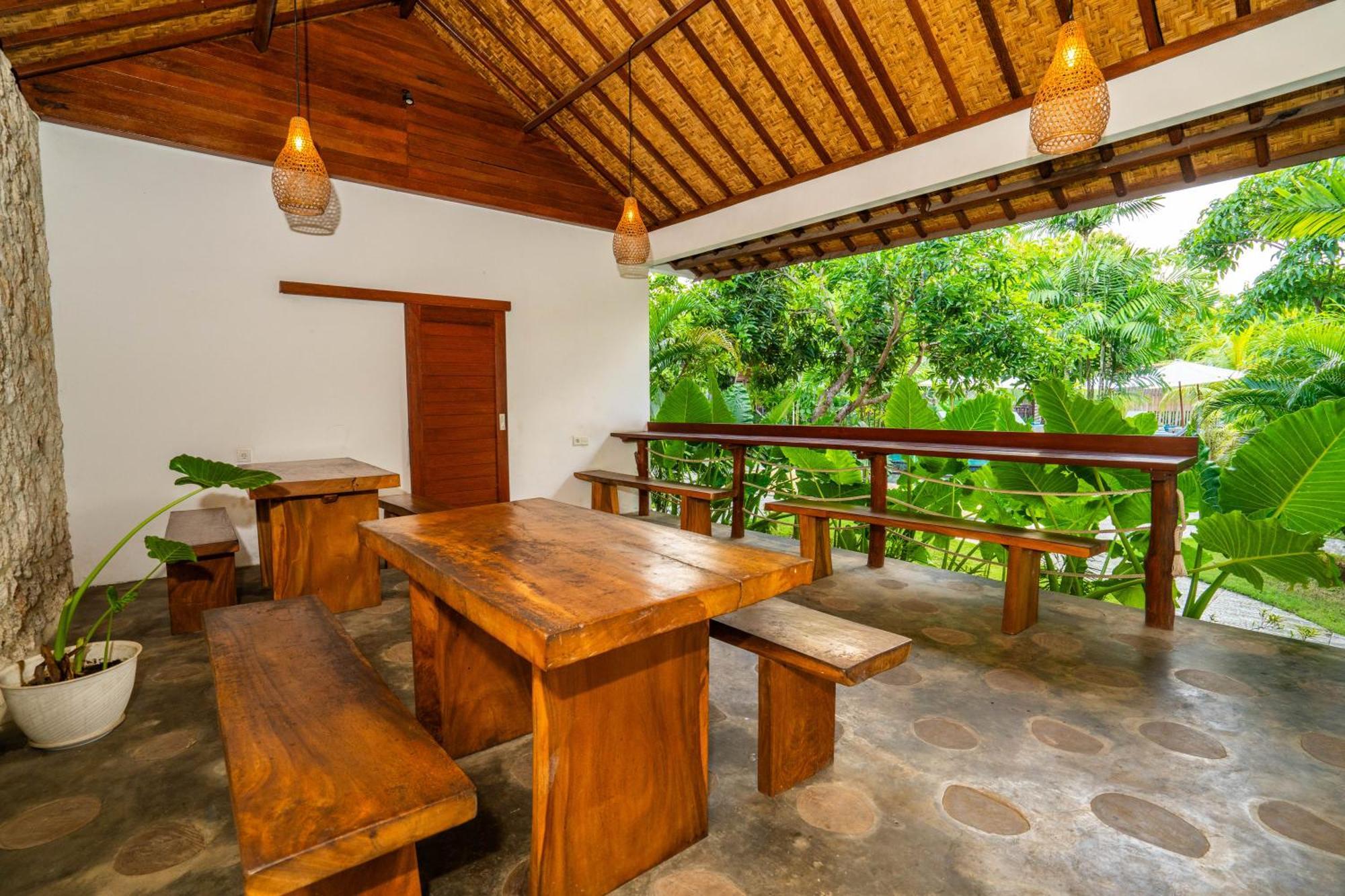 Lumbung Bukit Resort Uluwatu Exterior photo
