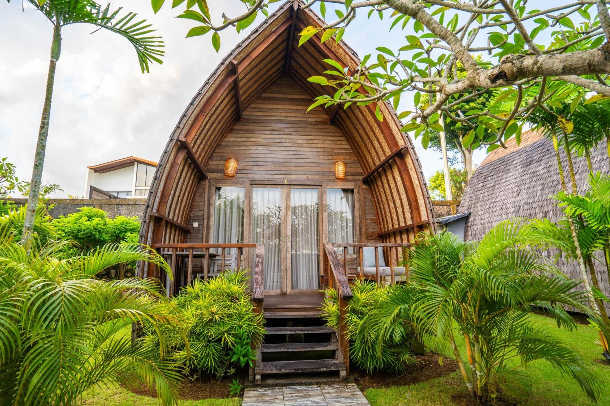 Lumbung Bukit Resort Uluwatu Exterior photo